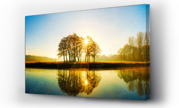 Wizualizacja Obrazu : #135802252 Idyllische Landschaft mit Fluss und Wald bei Sonnenaufgang