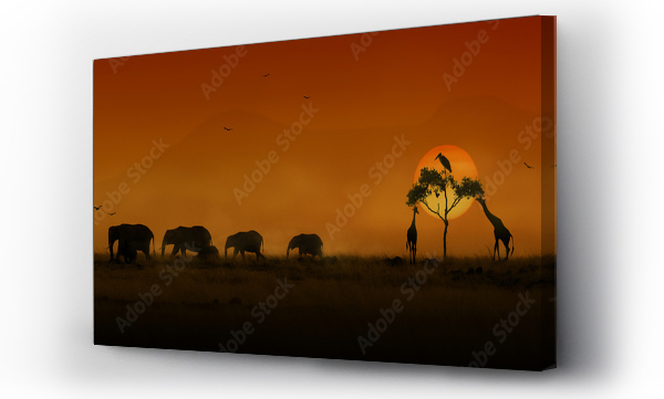 Afrykański baner z sylwetką zwierząt o zachodzie słońca