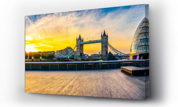 Wizualizacja Obrazu : #211365799 Riverside sunrise panorama of London landmarks 