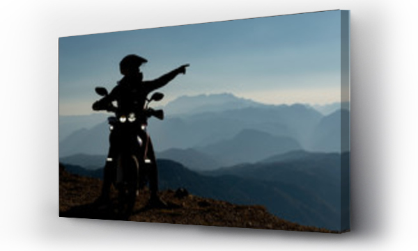 Wizualizacja Obrazu : #233617036 jazda motocyklem, przyjemne przerwy, eksploracja i niesamowite krajobrazy