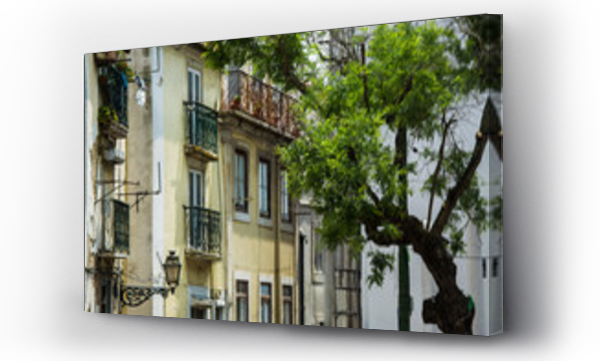 Wizualizacja Obrazu : #248424255 uliczka w Lizbonie, Portugalia