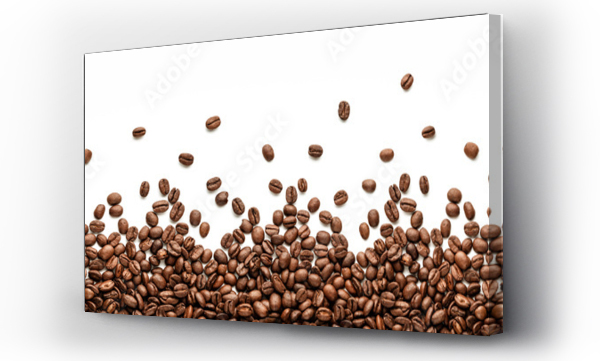 Panoramiczny obramowanie ziarna kawy izolowane na białym tle z miejscem na kopię