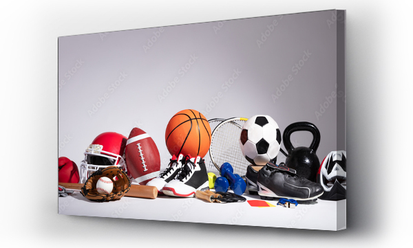 Wizualizacja Obrazu : #255447219 Zbliżenie na piłkę sportową i sprzęt sportowy