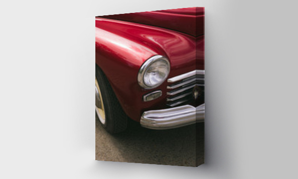 Wizualizacja Obrazu : #262872198 część czerwonego klasycznego samochodu zabytkowego