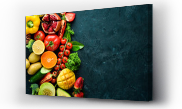 Wizualizacja Obrazu : #263719015 Świeże owoce, warzywa i jagody. Na czarnym tle. Banner Widok z góry. Wolne miejsce na Twój tekst.