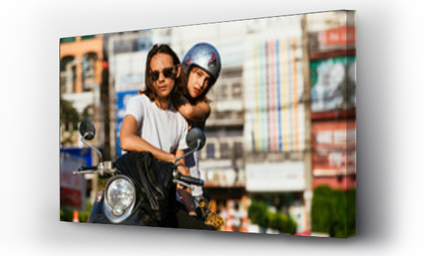 Wizualizacja Obrazu : #281112535 Portrait of young couple sitting on motorbike in city