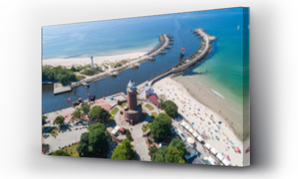 Kolobrzeg, latarnia morska, miasto, morze, pejzaż, plaża, statki, żaglowce