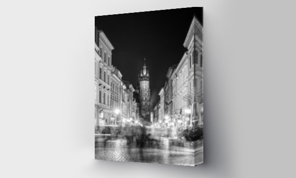 Wizualizacja Obrazu : #301559670 Bazylika Mariacka w Krakowie noc? z turystami na ulicy