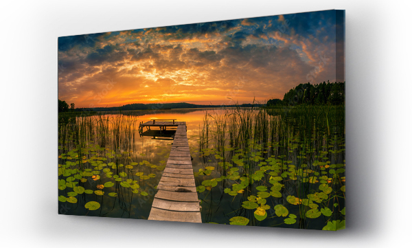 Wizualizacja Obrazu : #311795892 Panorama pięknego wschodu słońca nad jeziorem