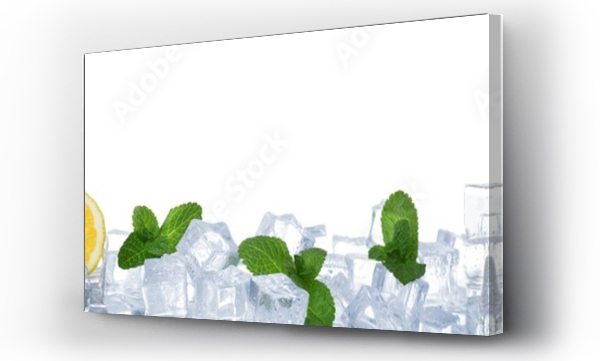 Wizualizacja Obrazu : #330185150 Kostki lodu, mięta i owoce cytrusowe na białym tle. Banner design