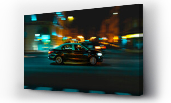 Wizualizacja Obrazu : #363408268 Samochód na ulicy miasta w nocy