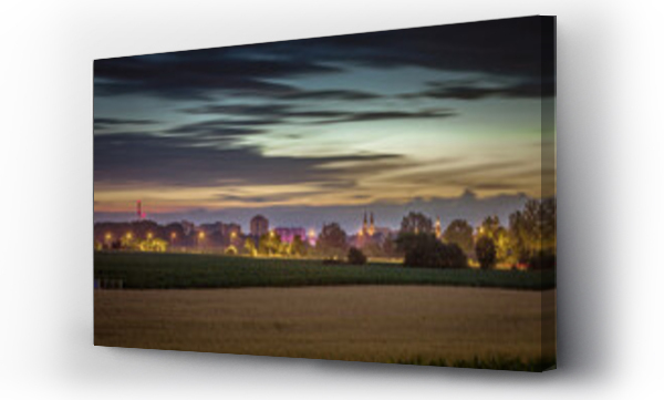 panorama miasta Opole w nocy