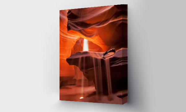 Wizualizacja Obrazu : #431635922 Light beam in Antelope Canyon