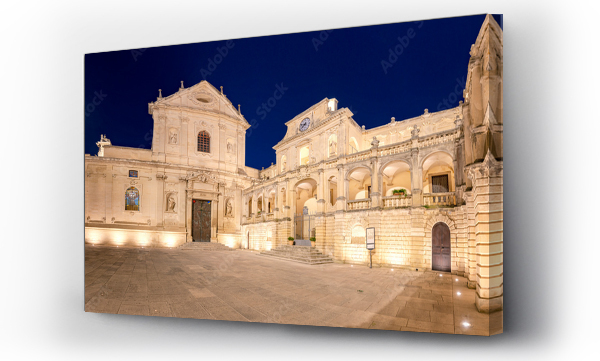 Wizualizacja Obrazu : #435628556 Barokowe budynki i katedra w nocy, Piazza del Duomo, Lecce, Salento, Apulia, Włochy