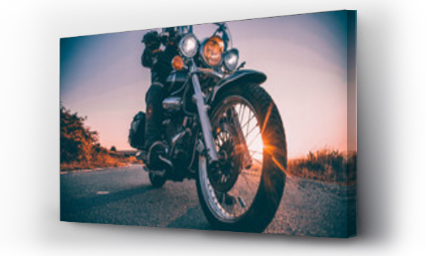 Wizualizacja Obrazu : #446036167 Driver riding motorcycle on an empty road