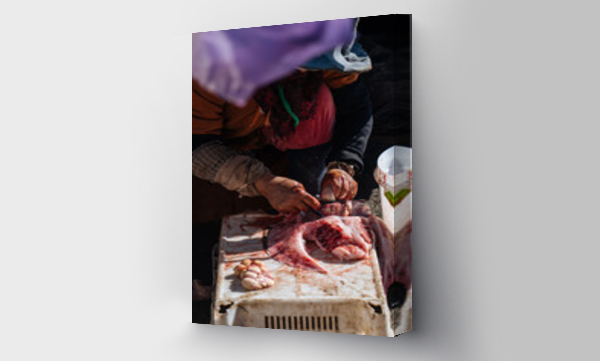 Wizualizacja Obrazu : #463150346 Anonymous female cutting meat at outdoor market
