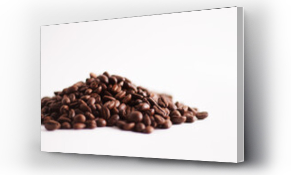 Wizualizacja Obrazu : #501152116 A heap of coffee beans on white