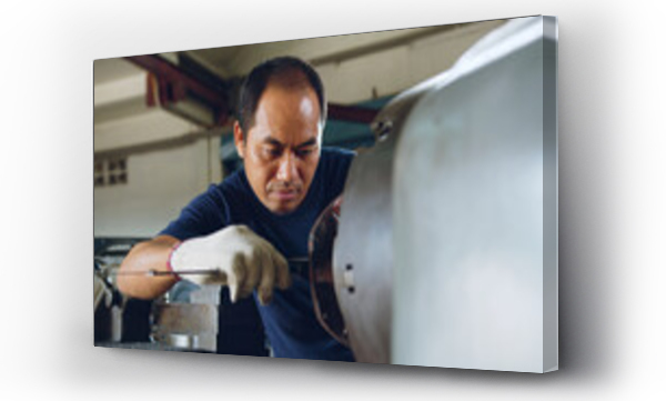 Wizualizacja Obrazu : #518225469 Technician asia worker using vernier caliper measure detail of workpiece for checking size in workshop lathe machine factory