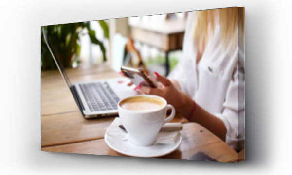 Dłonie, Kawa, kubek