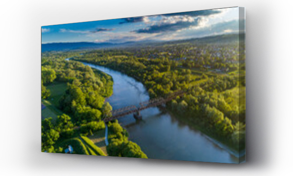 Wizualizacja Obrazu : #526669452 Nowy S?cz, most kolejowy na rzece Dunajec.
Ma?opolska