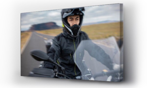 Wizualizacja Obrazu : #540859915 Mid adult man riding motorcycle