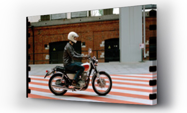 Wizualizacja Obrazu : #564848881 Motorcyclist in an urban environment