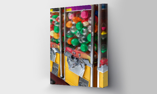 Wizualizacja Obrazu : #564938864 retro Gumball Toy vending machine coin operated