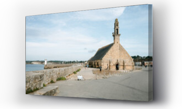 Wizualizacja Obrazu : #584865113 Picturesque  church in Camaret-sur-mer