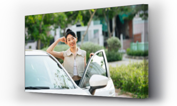 Wizualizacja Obrazu : #636119796 Beautiful young asian woman standing next to her car and smiling