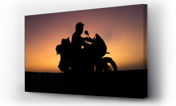 Wizualizacja Obrazu : #653168608 biker men and classic motorcycle at sunset