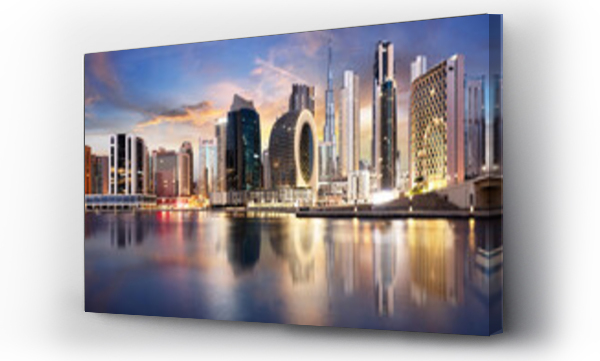 Wizualizacja Obrazu : #662656205 Dubai skyline with skyscraper and reflection in canal - nice cityscape in United Arab Emirates