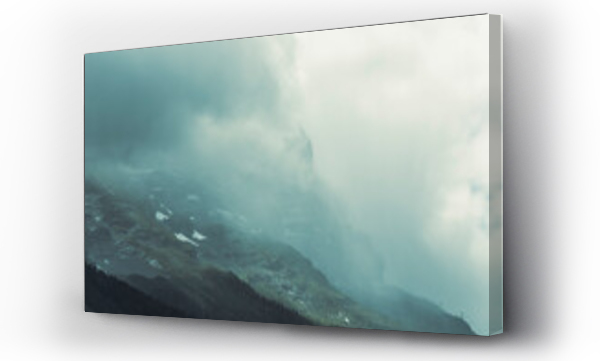 Wizualizacja Obrazu : #666442539 View of the Bernese Alps mountain range landscape near the Jungfrau, Grindelwald, Switzerland.
