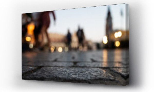 Wizualizacja Obrazu : #667718433 Stara kostka brukowa- rynek w Krakowie - stare miasto
