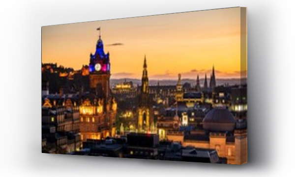 Wizualizacja Obrazu : #684504615 View from Calton Hill over the historic Old Town at night, dusk, Edinburgh, Scotland, United Kingdom, Europe