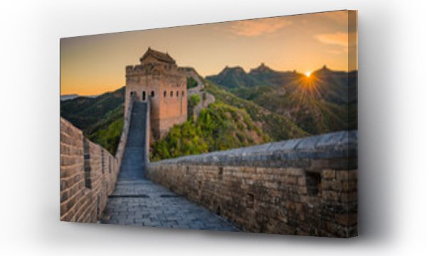 Wizualizacja Obrazu : #689837778 View of the Great Wall of China at sunset across the mountain in China.
