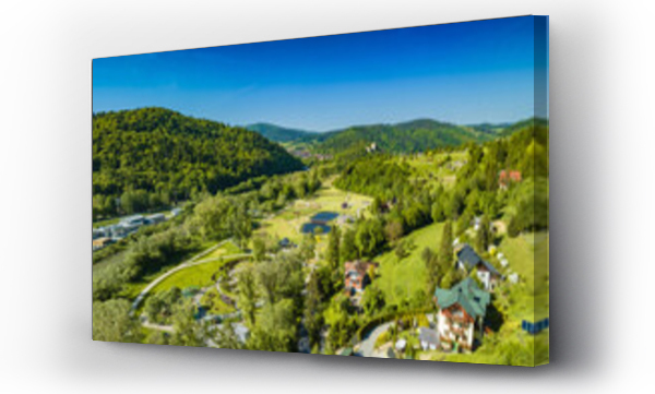 Wizualizacja Obrazu : #690075695 Lot nad Zapopradziem w Muszynie. Wiosenne krajobrazy.