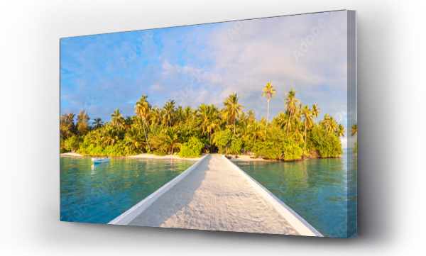 Wizualizacja Obrazu : #711944667 Panoramic of jetty leading to tropical island in the Maldives