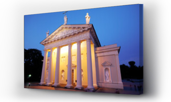 Wizualizacja Obrazu : #753971622 Vilnius Cathedral at dusk
