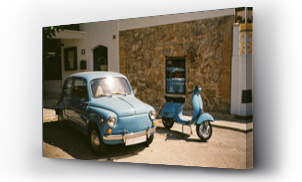 Wizualizacja Obrazu : #777645460 Blue retro car and moped in the street