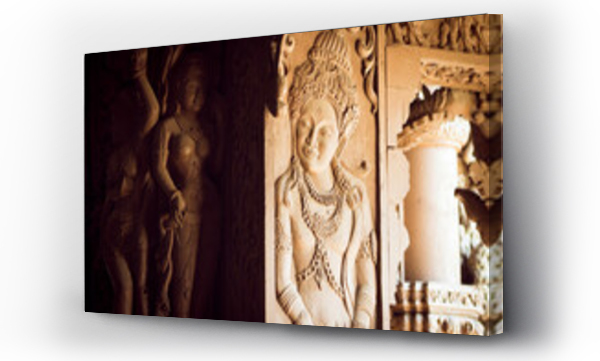 Wizualizacja Obrazu : #836335253 detail of a temple